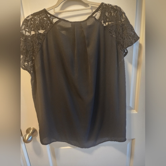 Maeve Black Lace Shoulder Blouse - Picture 2 of 9